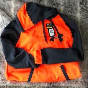 Under armour dry fit sweatshirt